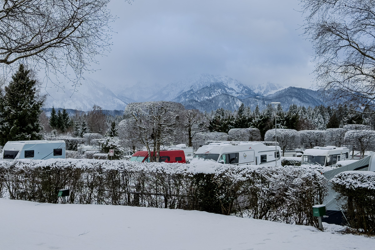 Das Alpen-Panorama ist von &uuml;berall gut zu sehen - vorausgesetzt, das Wetter macht mit.